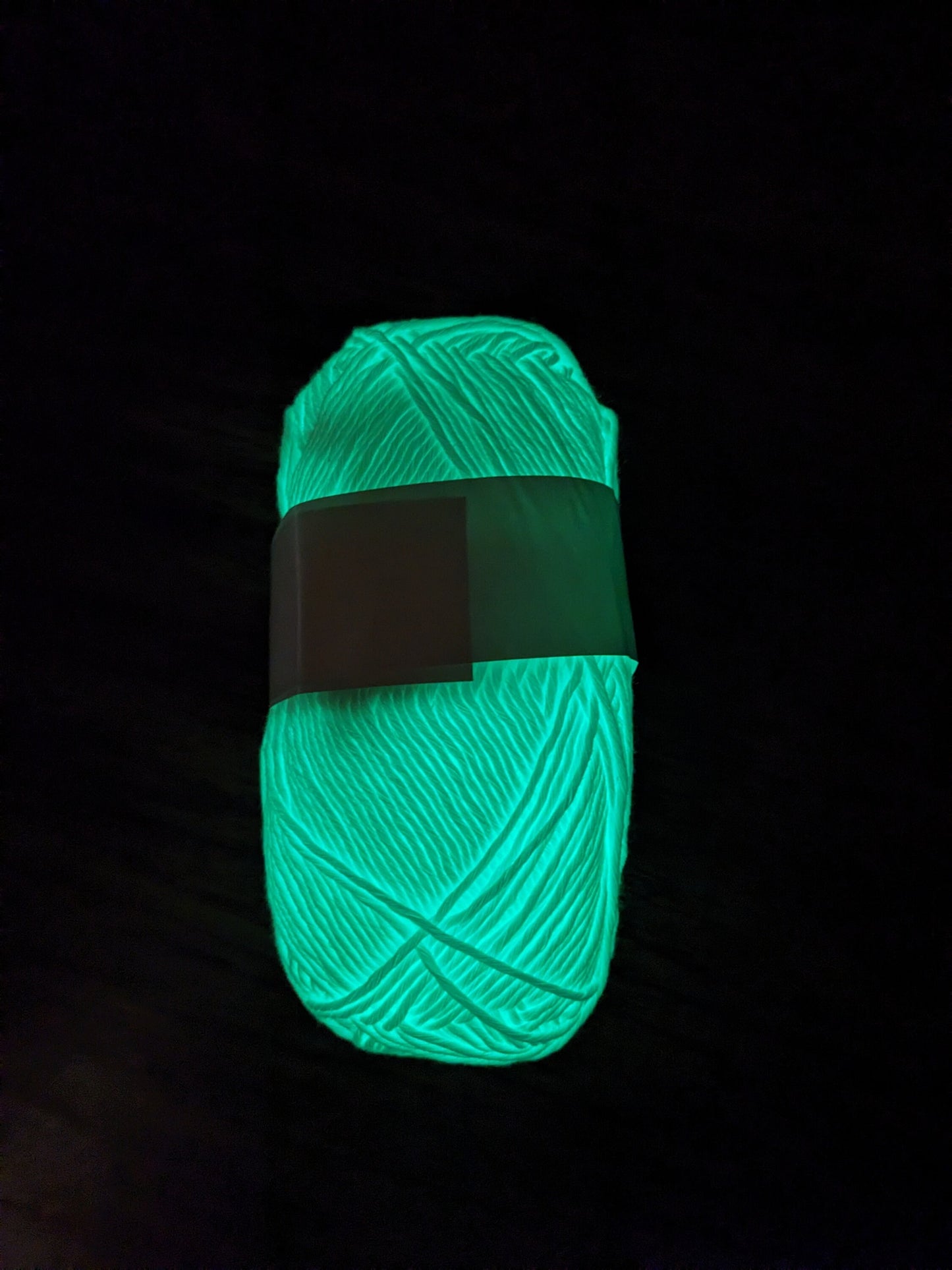 White Glow In the Dark Yarn | Glows Green | Full Size 200g Skein | Polyester Yarn | Glow White