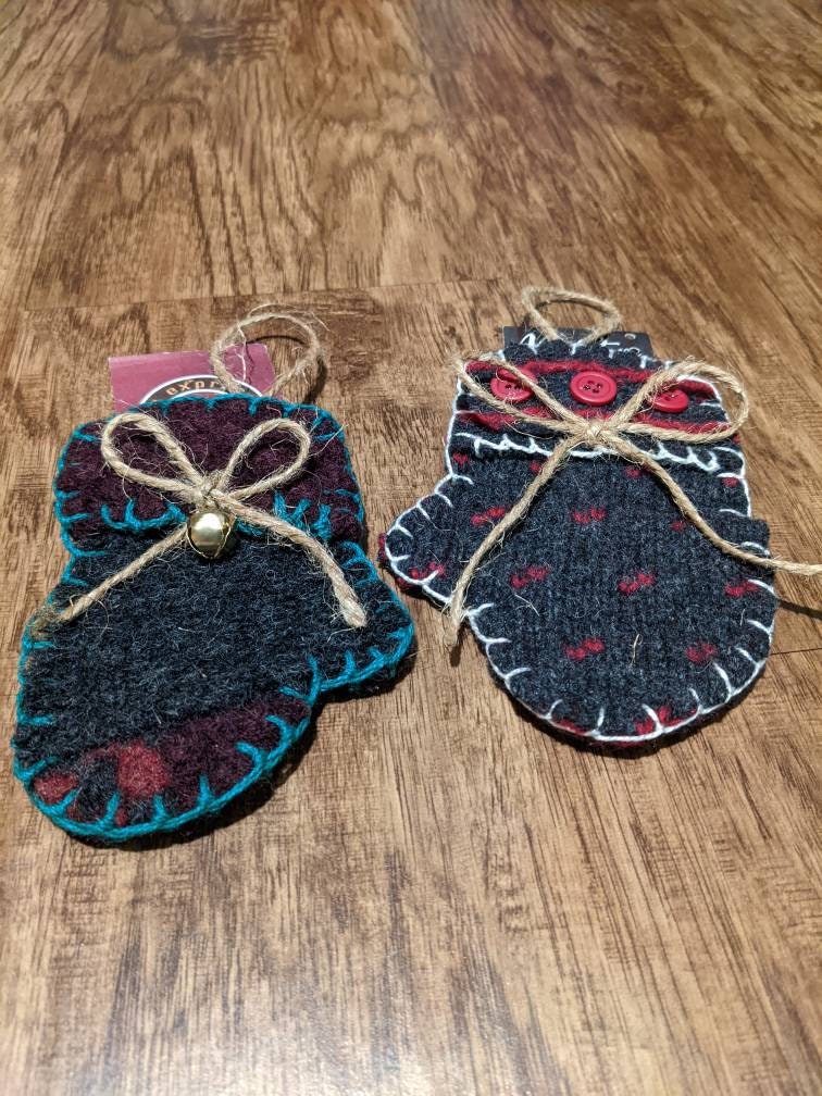 Gift Card Holder Mitten Ornament